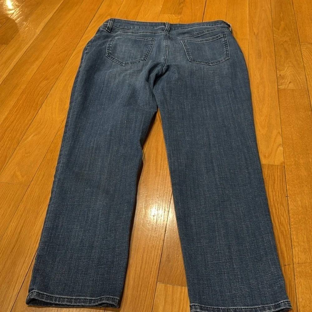 Chico’s so slimming girlfriend slim ankle leg size 8R .